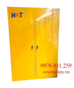 Tủ có móc treo quần áo