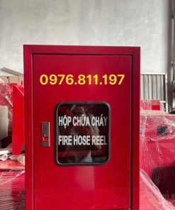 Tủ đựng thiết bị PCCC 600x400x200 có giá đỡ cuộn vòi